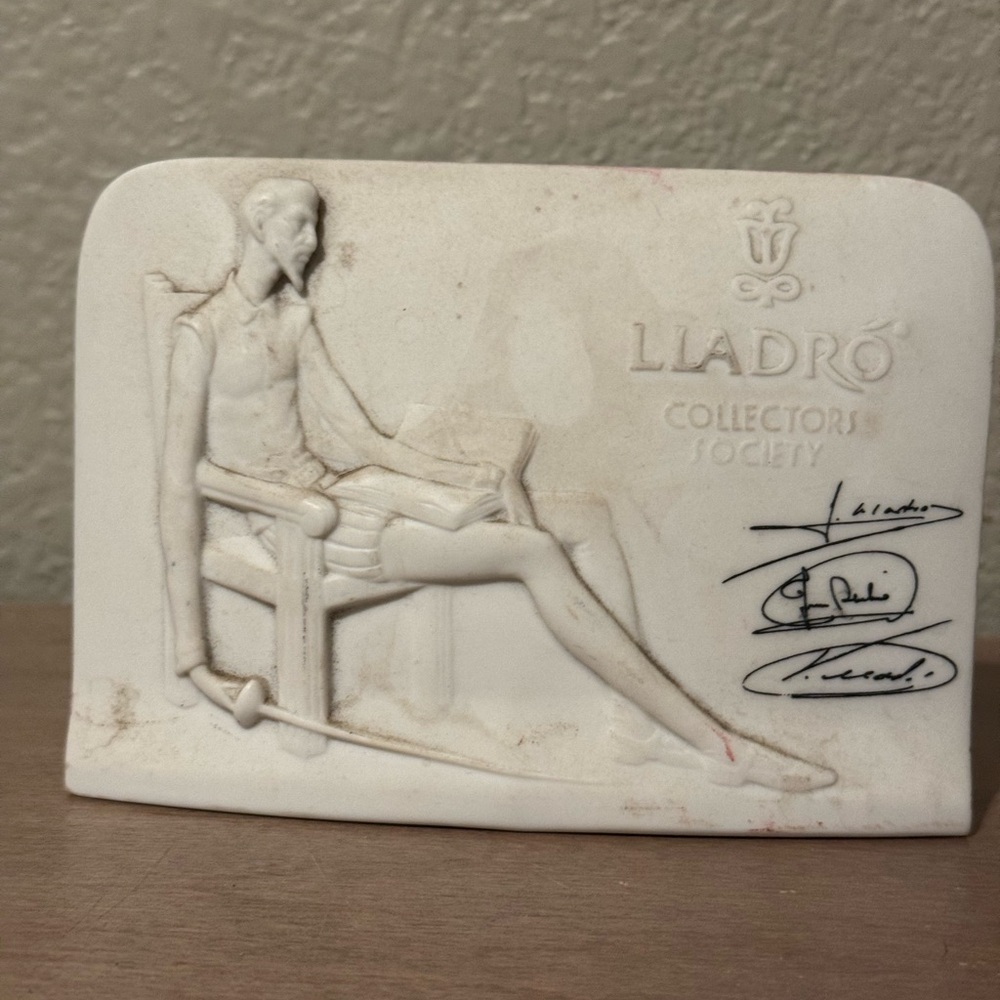 Lladro Cream and Brown Plaque